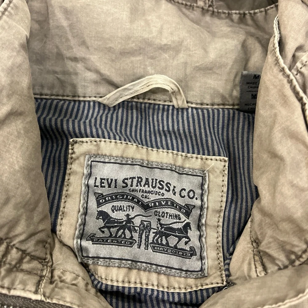 SOLD Levi's Army Jacket Womens M Green Hooded Field Chore Military Utility Coat - Picture 6 of 16